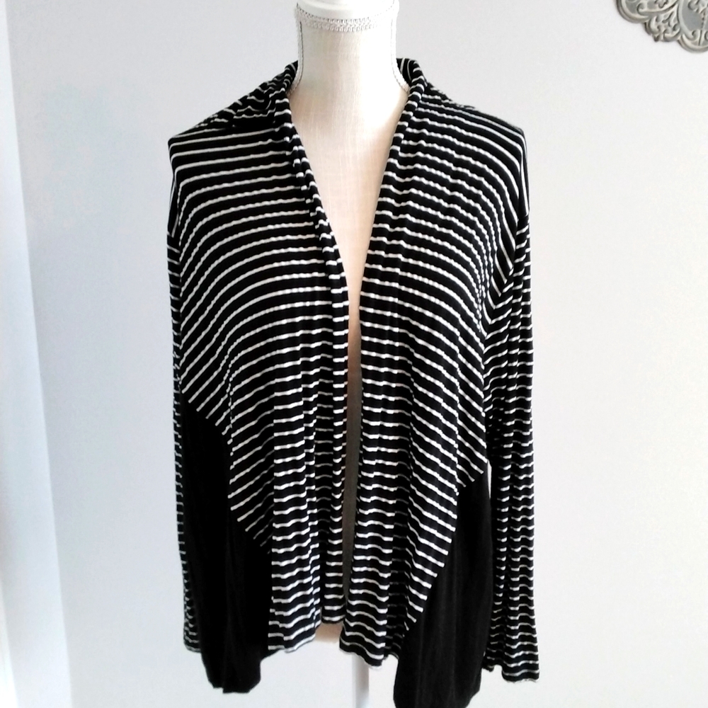 NWOT Cynthia Rowley Open Blouse/ Cardigan Size 2X.